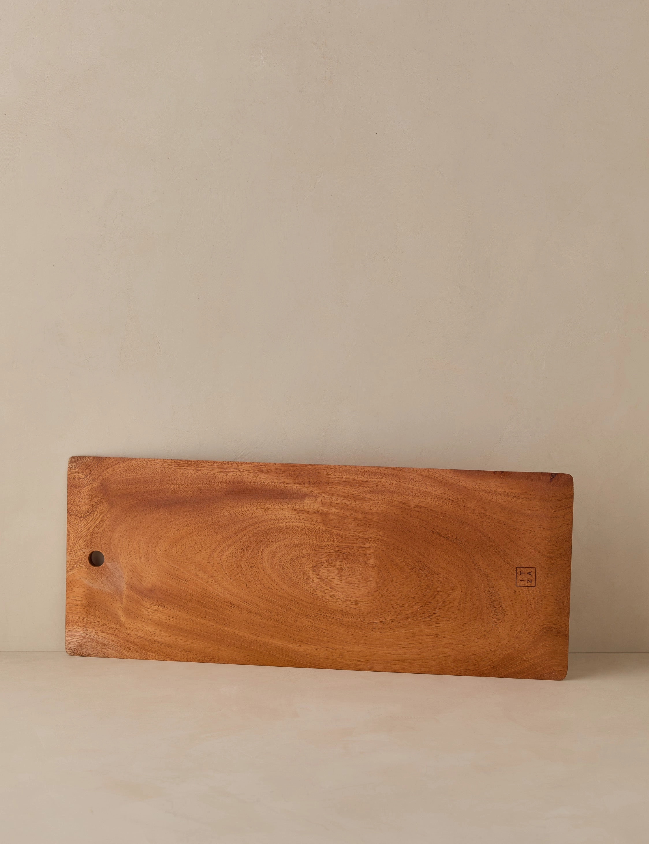WoodServing Board by Itza Wood