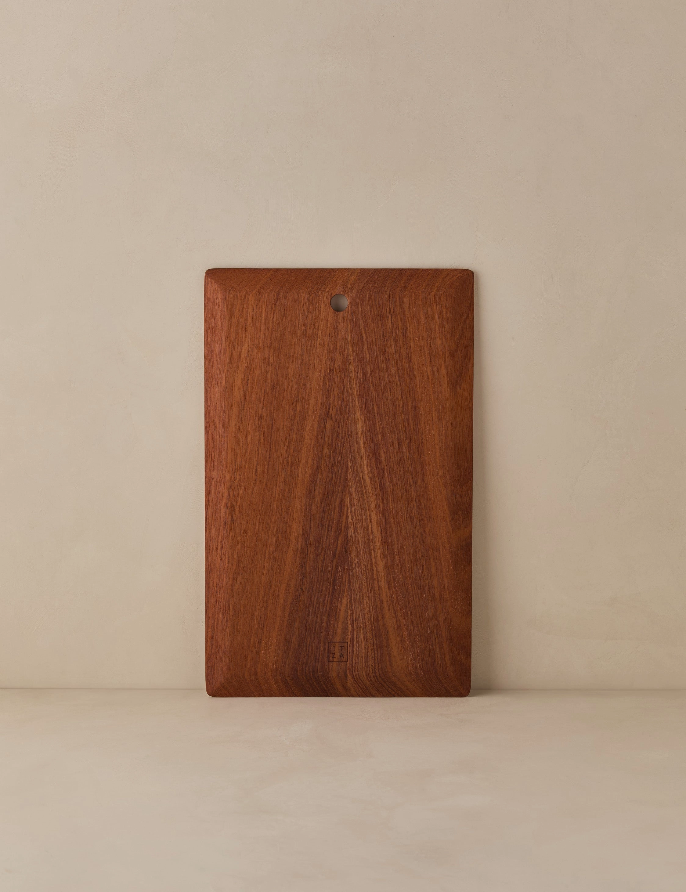 WoodServing Board by Itza Wood