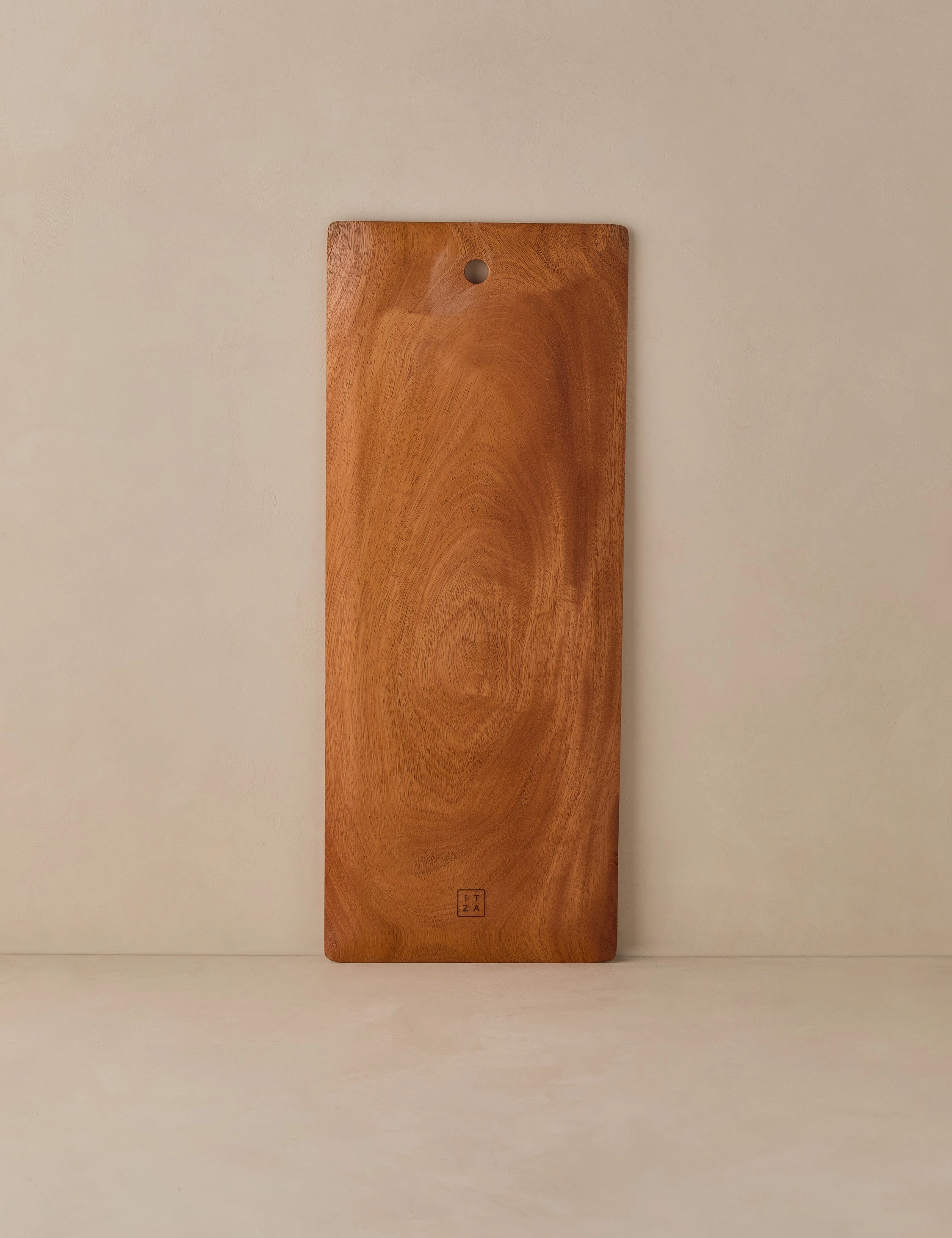WoodServing Board by Itza Wood