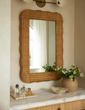 Yarely Mirror 