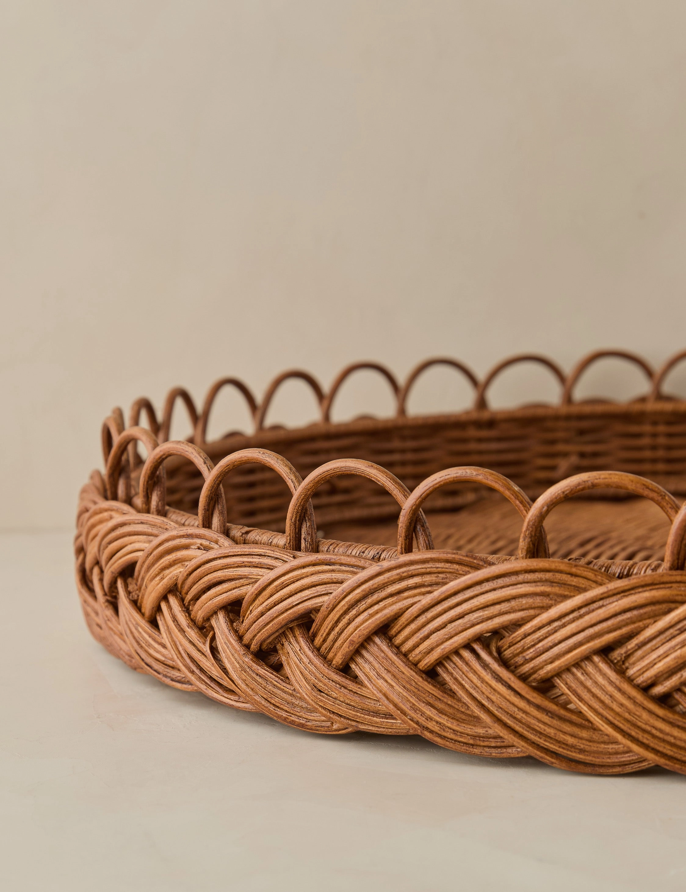 Zaniyah Tray