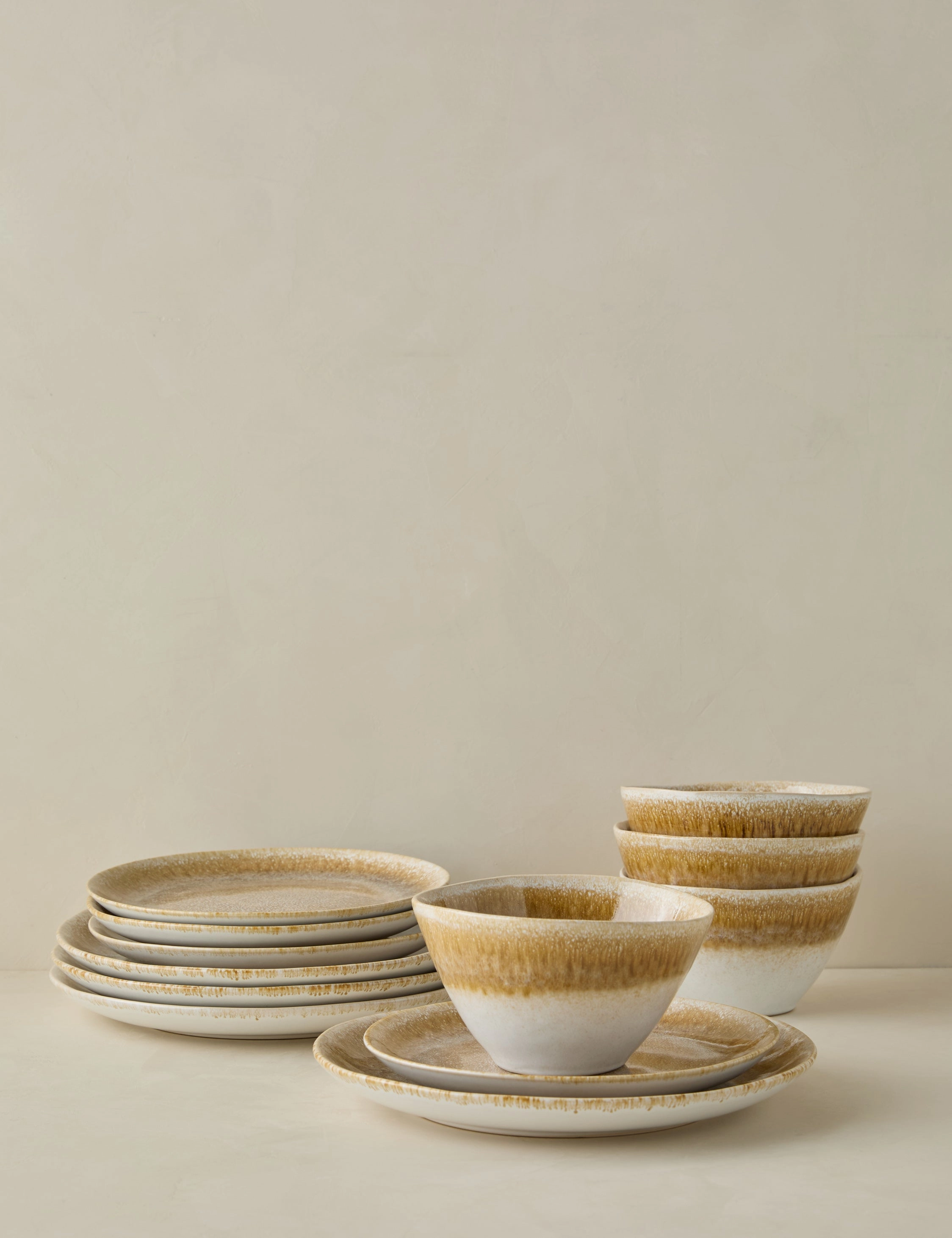 Zaria Stoneware Dinnerware 
